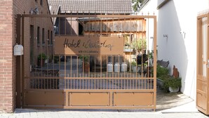 Exterior - Hotel Weilerhof (Dormagen)