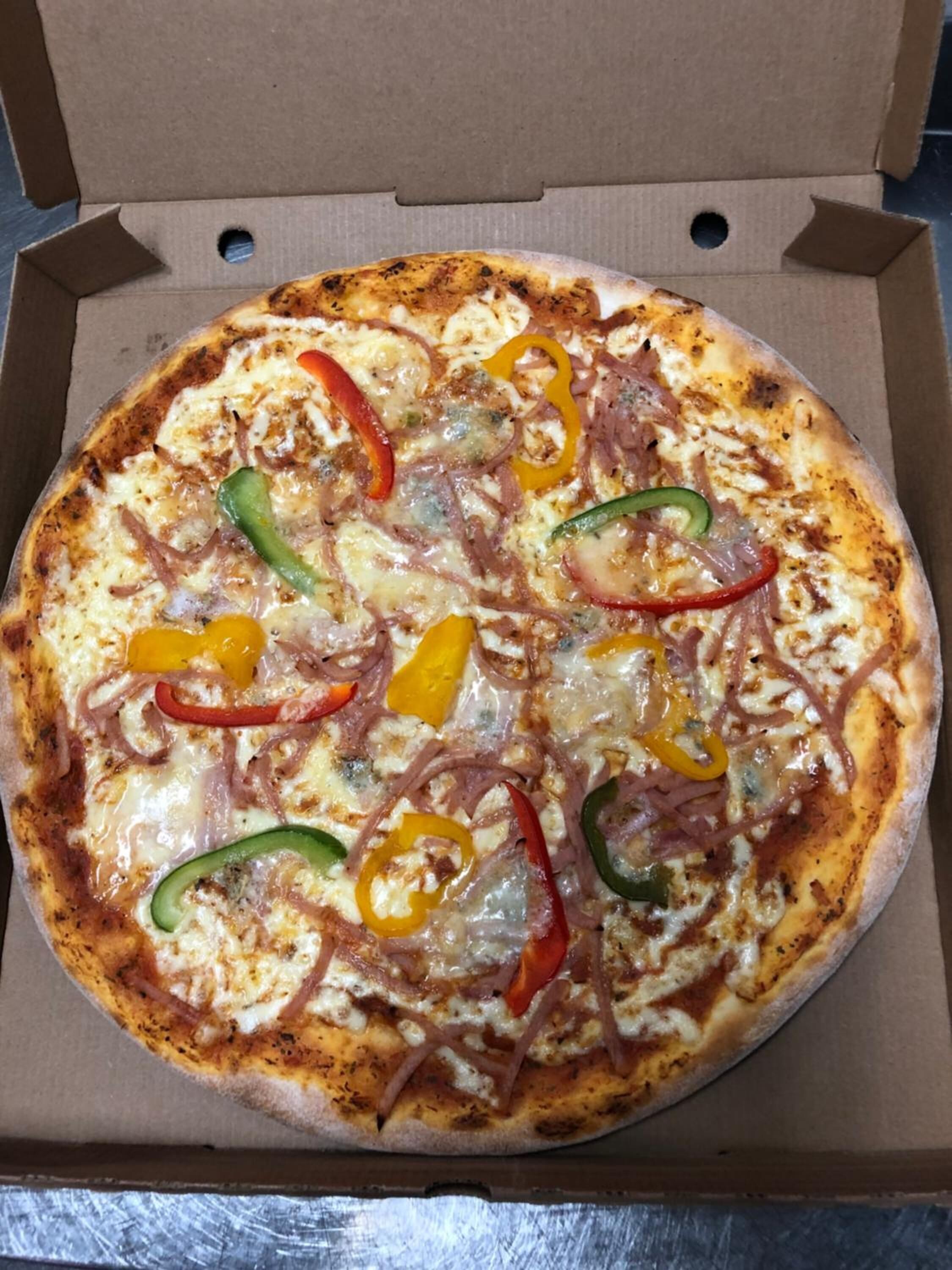 lunch and dinner served, local and international cuisine