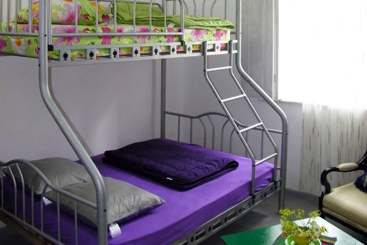 Triple Room | Iron/ironing board