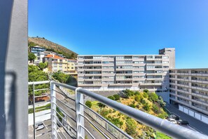 View from property - Harbour Terrace Loft II (Cape Town)