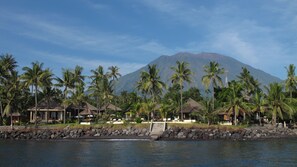View from room - Relax Bali Dive & Spa Resort (Kubu)
