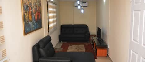 Appartement (Flat B) | Restauration dans la chambre