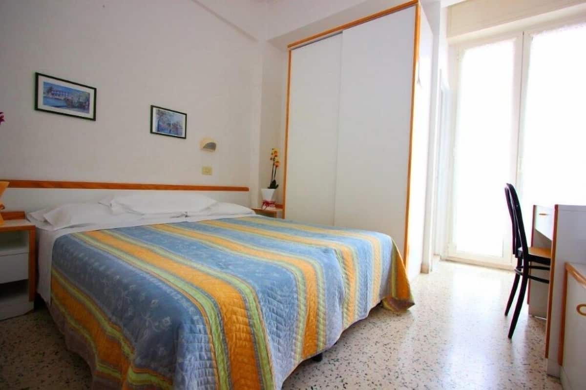 Camera con letto matrimoniale o 2 letti singoli, balcone | Con stile personalizzato, con arredamento individuale, Wi-Fi gratuito