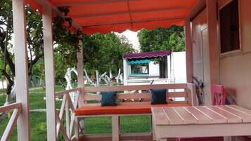 Mobile Home | Free WiFi