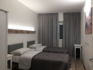 Basic Apartment, 1 Bedroom (102) | Desk, iron/ironing board, cribs/infant beds, free WiFi - Zannetti (Florence)