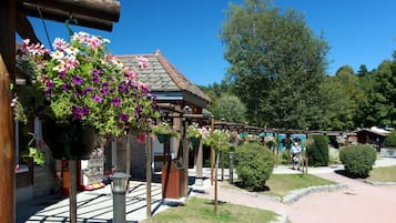 Enceinte de lâhĂ©bergement