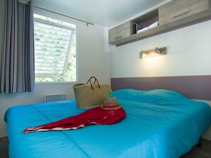 Cribs/infant beds, free WiFi - Camping Le Fayolan (Clairvaux-les-Lacs)