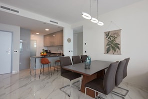 Apartment, 3 Bedrooms, Terrace, Sea View | In-room dining - Sunset Drive Holidays Benidorm (Benidorm)