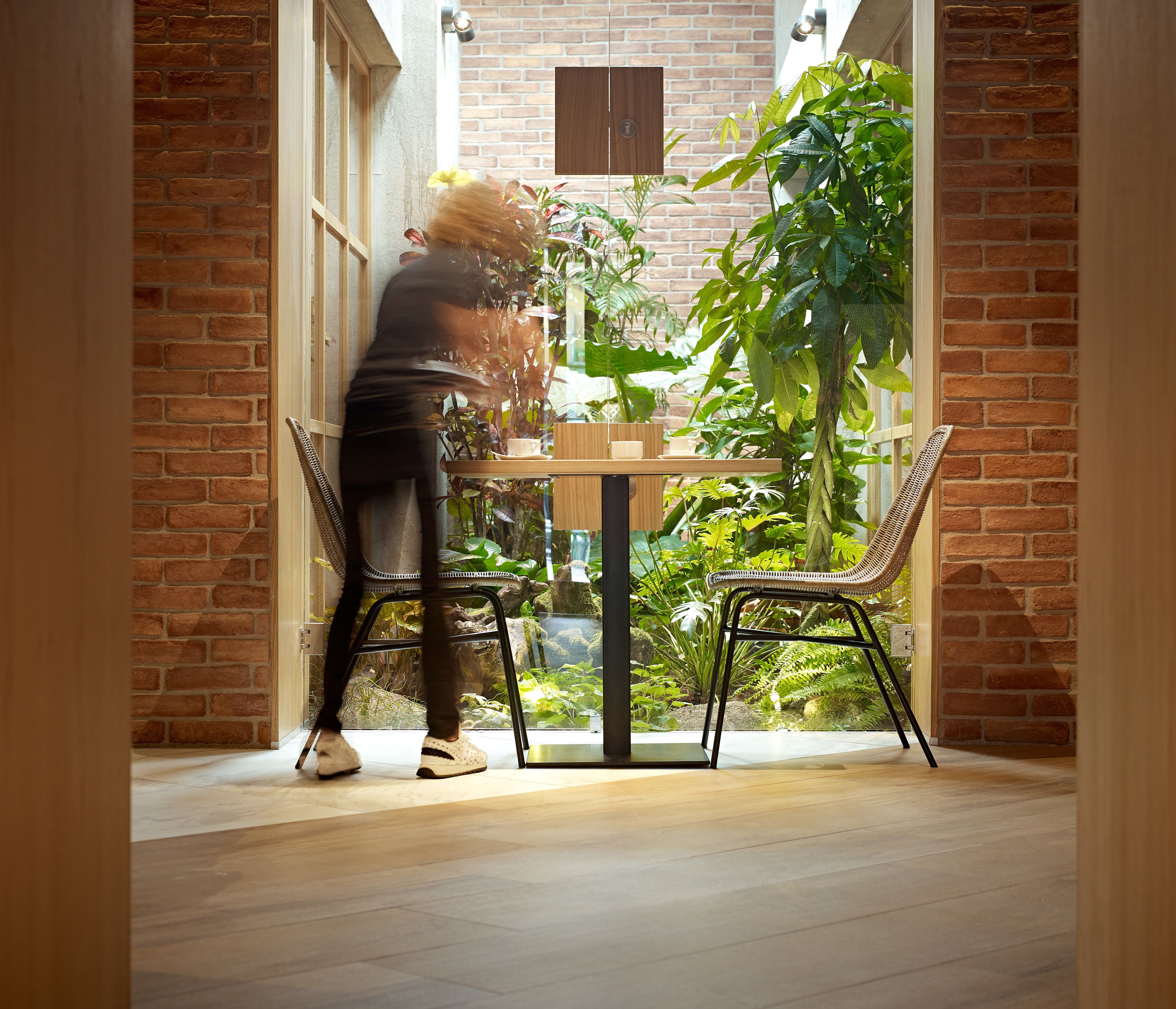 daily continental breakfast for a fee