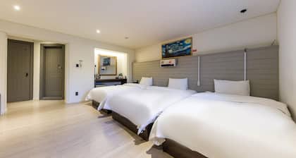 HOTEL YaJa West Gate