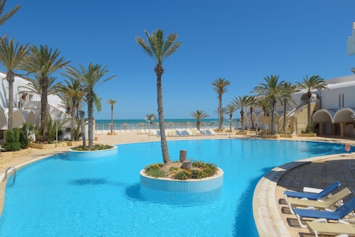 Monarque Dar Jerba Narjess - Family Only