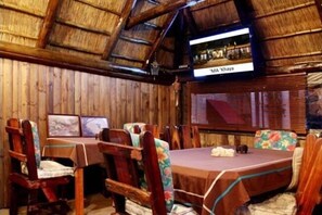 Bữa sáng kiểu Anh hàng ngày (50 ZAR/mỗi người) 