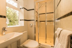 Double Room, Ensuite | Bathroom shower - Dale Farm House (Southampton)