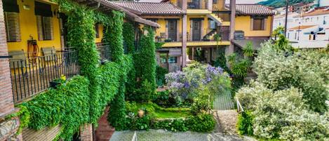 Fachada de la propiedad