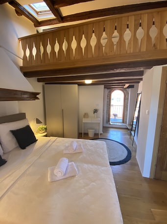 City Suite, 1 Queen Bed with Sofa bed | 1 bedroom, premium bedding, minibar, in-room safe