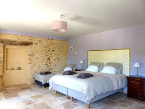 Room - La fontaine de rocoule Chambres d'hotes (Rochefort-en-Valdaine)