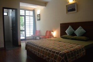 1 bedroom, free WiFi, bed sheets - Sailors Home (New Delhi)