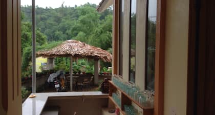 Thac Ba Family Homestay - Hostel