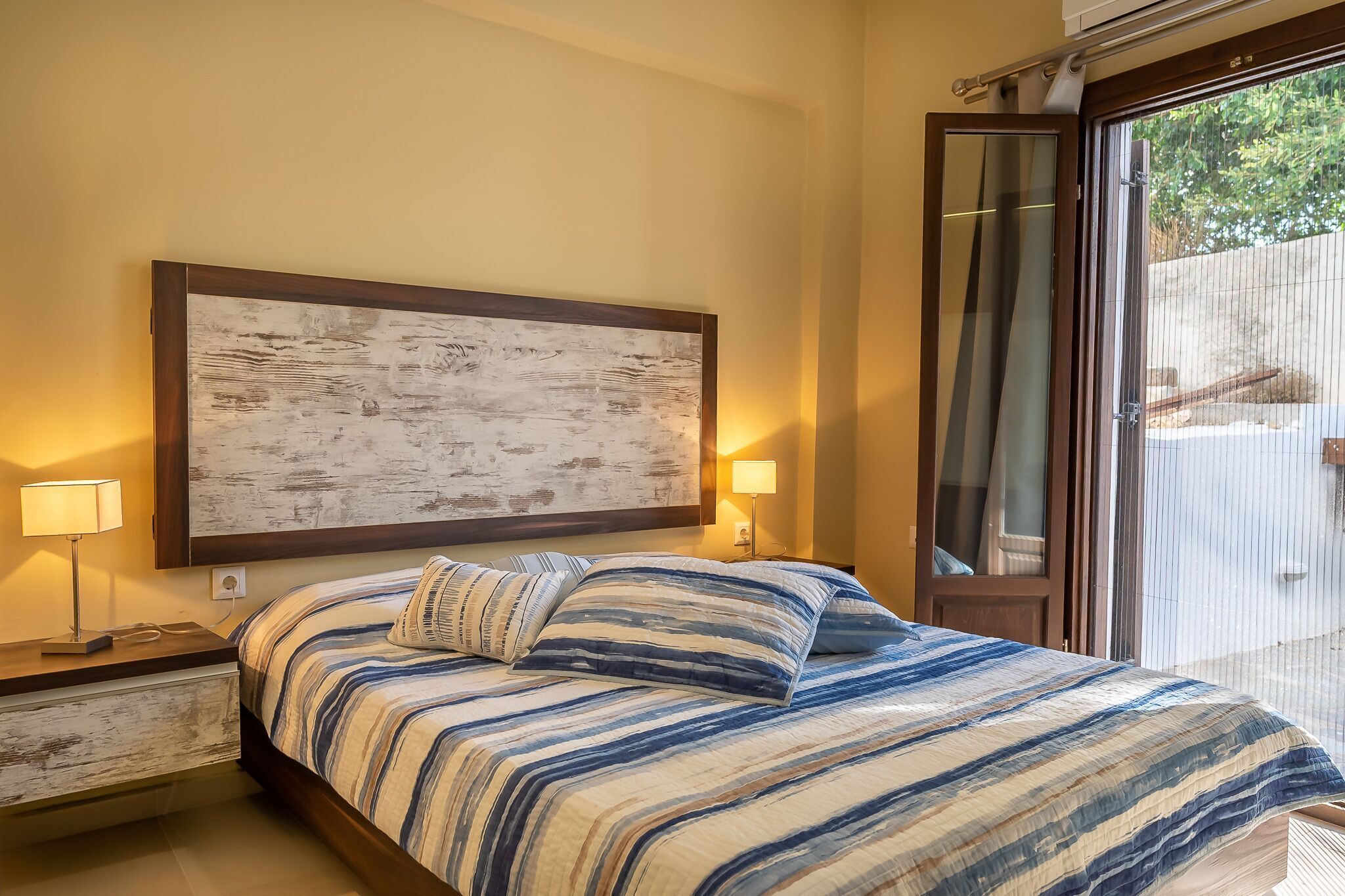 1 bedroom, in-room safe, individually decorated, individually furnished