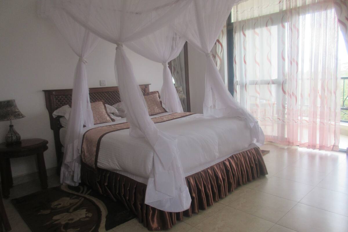 1 bedroom, minibar, desk, WiFi (free)