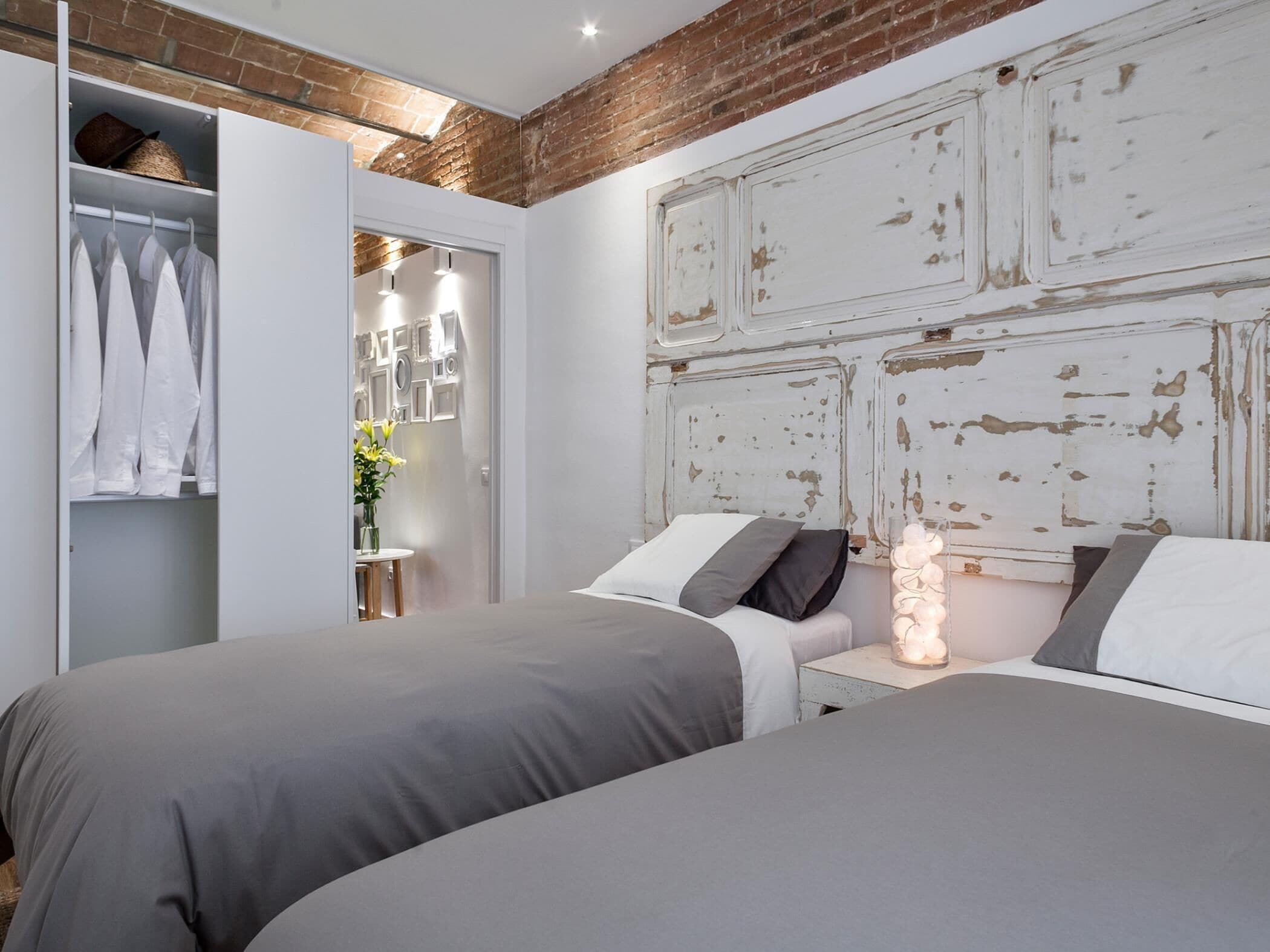 2 bedrooms, soundproofing, iron/ironing board, Internet