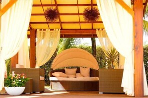 Terrace/patio - Luxurious and prestigious hotel in Suriname. (Paramaribo)