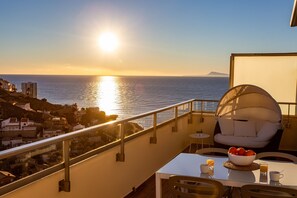 Outdoor dining - Sea View Penthouse in Cullera (Cullera)