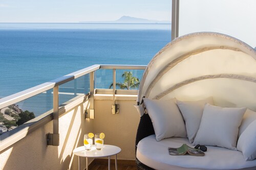 Sea View Penthouse in Cullera