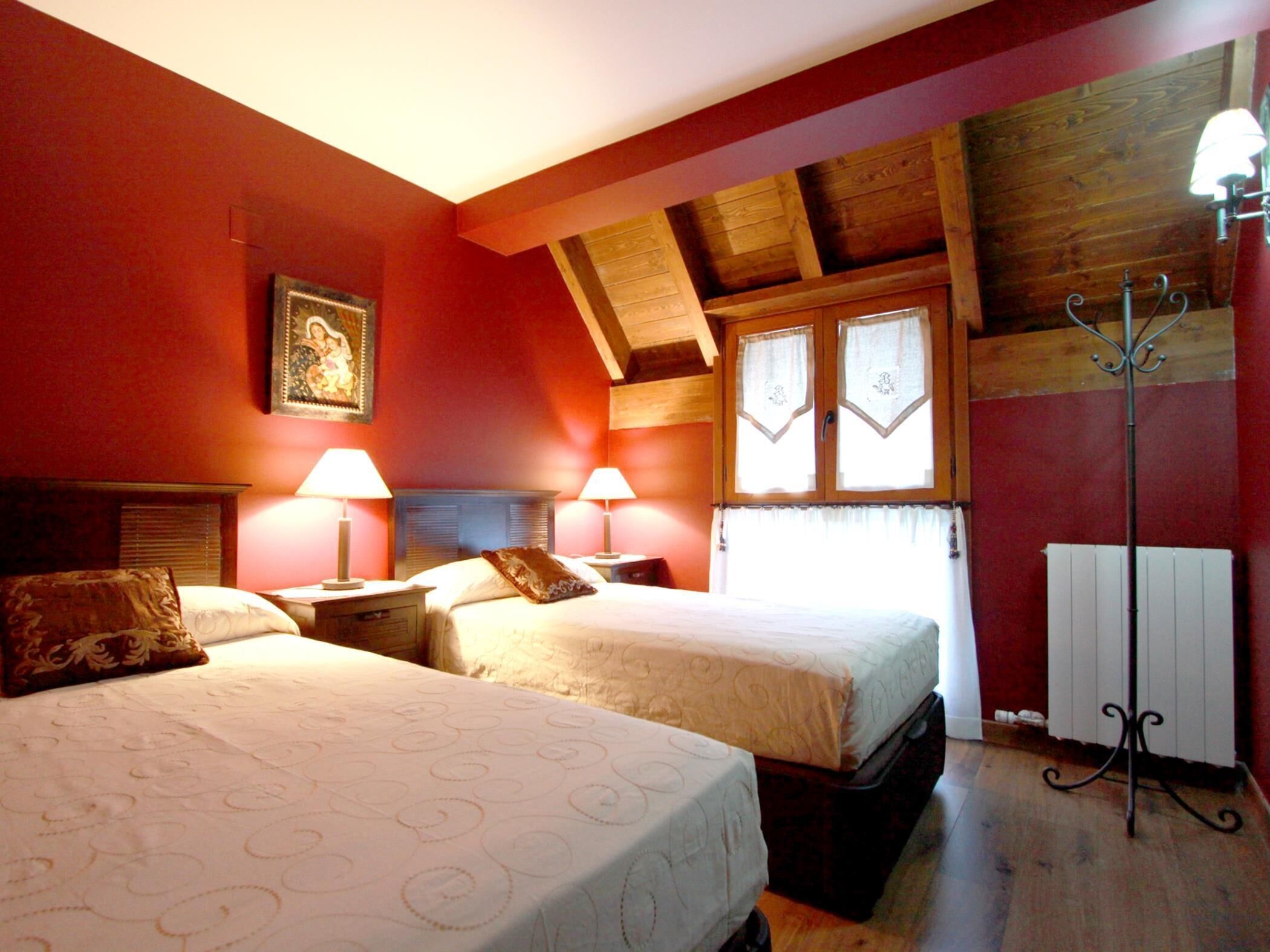 4 slaapkamers, een strijkplank/strijkijzer, beddengoed