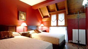 4 slaapkamers, een strijkplank/strijkijzer, beddengoed