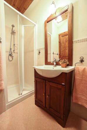 Bathroom - B&B Casa Licheri (San Vito)