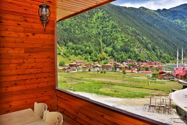 Balcony - Scala Otel (Çaykara)