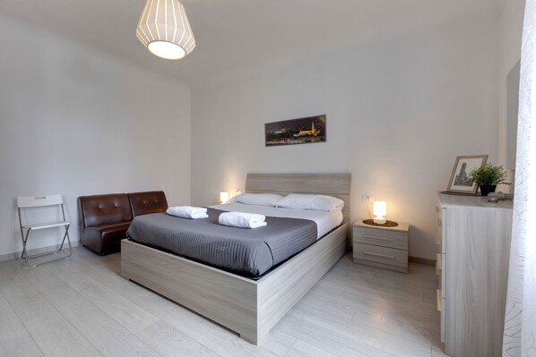 شقة - غرفتا نوم | 2 عدّة غرف نوم وأسرّة أطفال/رضّع (مجانًا) وواي فاي مجانًا