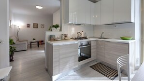 Apartment, 2 Bedrooms | Private kitchen | Fridge, microwave, oven, cookware/dishes/utensils - Strozzi Apartment By Home Sharing (Florence)