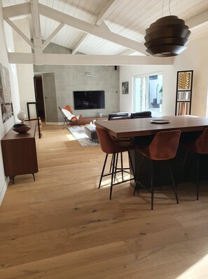 Interior - Magnificent house with swimming pool in a quiet cul-de-sac (Puilboreau)