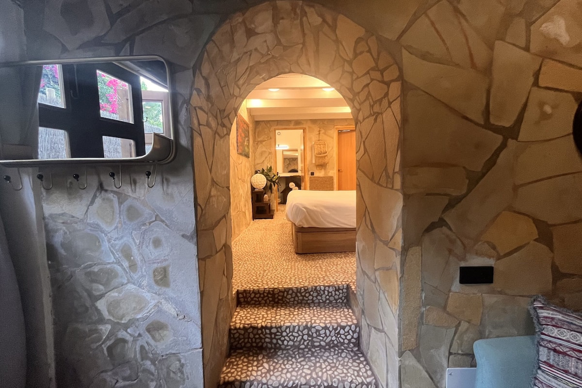 comfort apartment, ensuite, courtyard view (casita ) | floor plan