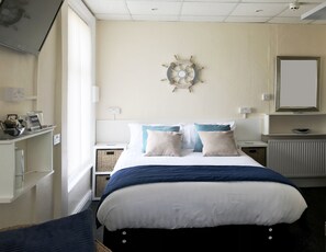 Deluxe-Zimmer, 1 Doppelbett, Raucher | Verdunkelungsvorhänge, schallisolierte Zimmer, Bügeleisen/Bügelbrett