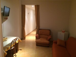 Petit déjeuner composé de spécialités régionales compris tous les jours