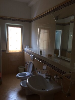 Bathroom - B&B Il Sogno (Montescaglioso)