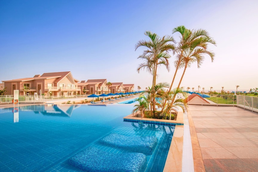 Where Is albatros sea world mars alam Located?