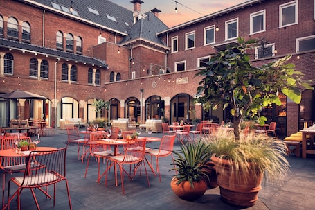Patio. The Anthony Hotel