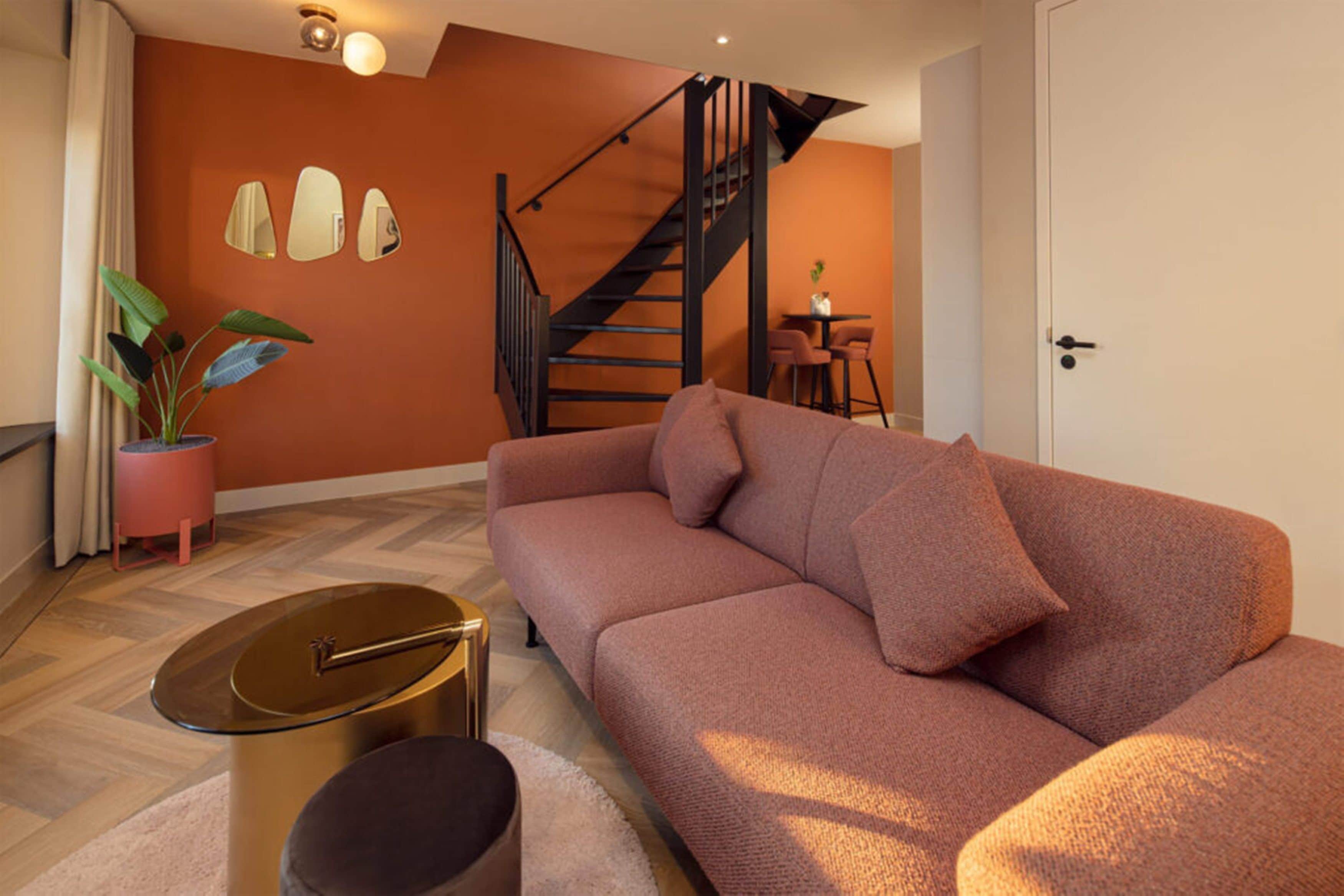 executive suite | living area | flat-screen tv, toys