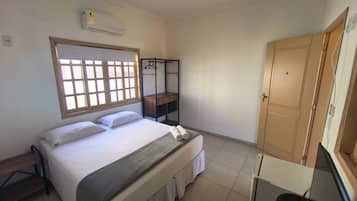 Apartamento standard | 1 quarto, frigobar, cortinas blackout, Wi-Fi de cortesia