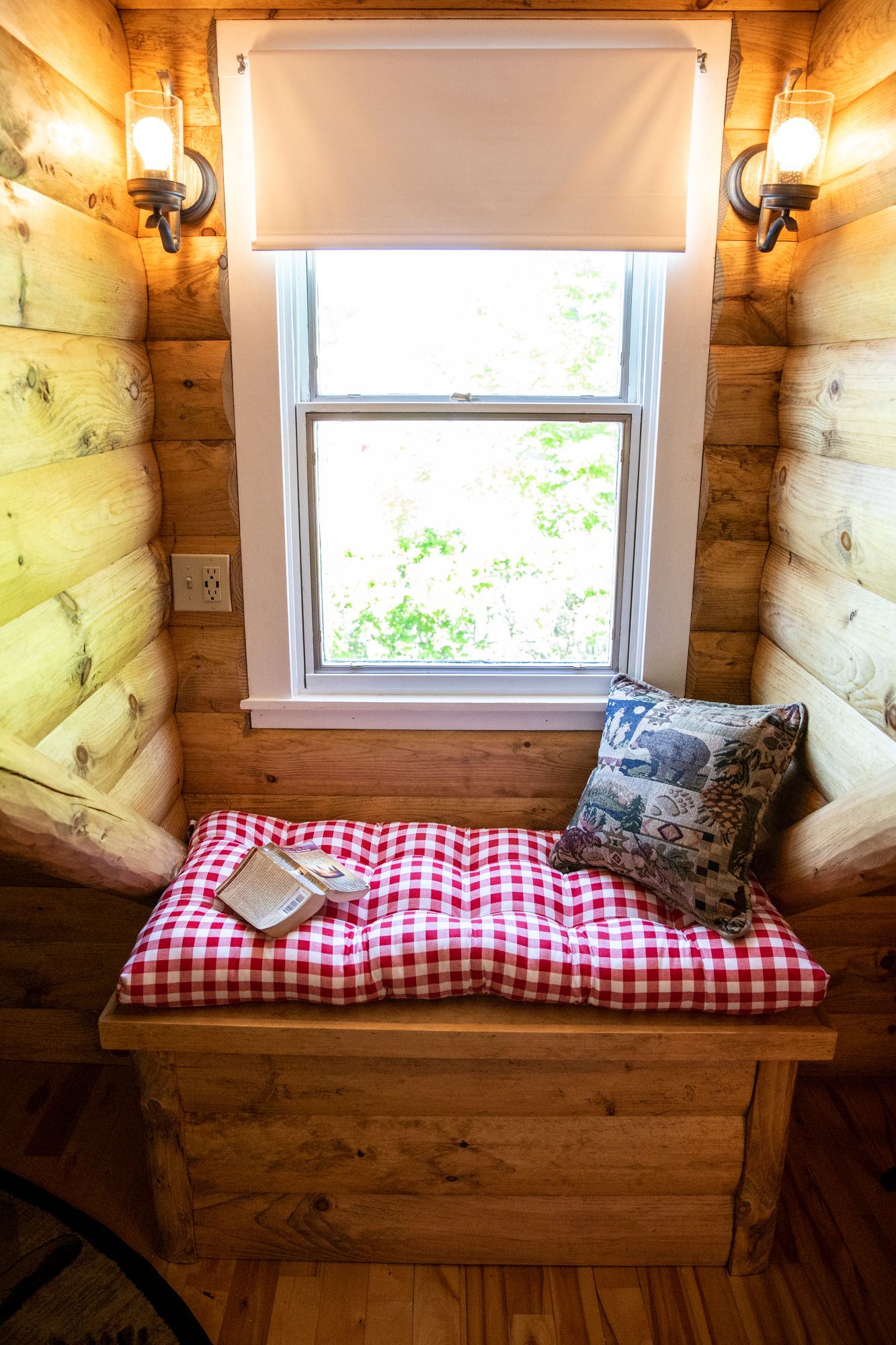 Double Room, 1 King Bed | Individually decorated, individually furnished, soundproofing
