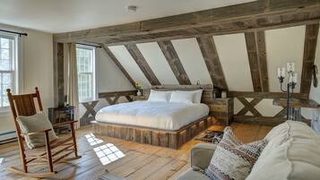 Individually decorated, individually furnished, soundproofing