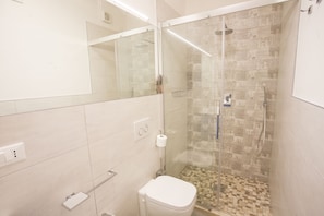 Appartement, 2 chambres | Salle de bain