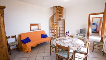 Villa | Wohnzimmer | Flachbildfernseher