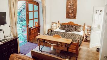 Suite Eksklusif, pemandangan kota (incl. 79€ cleaning fee) | Brankas dan didekorasi berbeda-beda