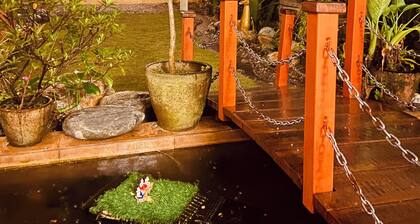 Three Jewels Boutique Hotel