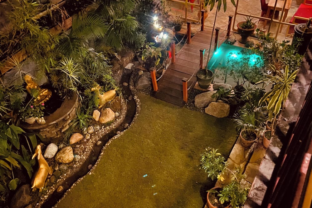 Three Jewels Boutique Hotel